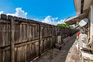 2901 Polk St, Hollywood, FL 33020 - Photo 22