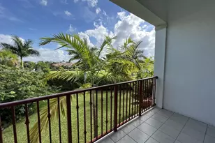 11539 SW 13th Dr, Pembroke Pines, FL 33025 - Photo 16