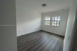 11539 SW 13th Dr, Pembroke Pines, FL 33025 - Photo 10