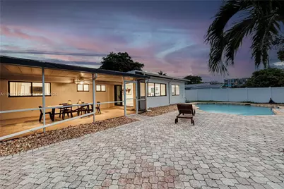 1985 Windward Dr, Lauderdale by the Sea, FL 33062 - Photo 4