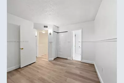 8515 NW 3rd Ln #1109, Miami, FL 33126 - Photo 12