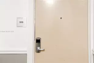 19201 Collins Ave, Sunny Isles Beach, FL 33160 - Photo 42