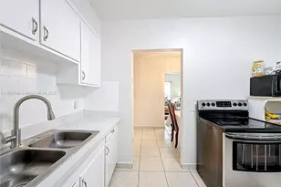 675 W 30th St, Hialeah, FL 33012 - Photo 6