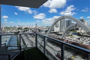 1100 Biscayne Blvd, Miami, FL 33132 - Photo 4