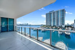 17301 Biscayne Blvd, North Miami Beach, FL 33160 - Photo 6