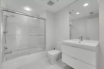 17301 Biscayne Blvd #401, North Miami Beach, FL 33160 - Photo 14