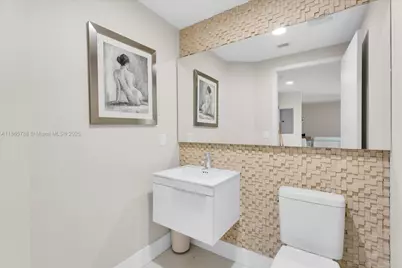 17301 Biscayne Blvd #401, North Miami Beach, FL 33160 - Photo 12