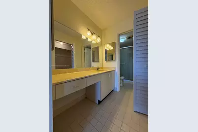 2602 NW 103rd Ave #202, Sunrise, FL 33322 - Photo 8