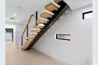 1134 71st St, Miami Beach, FL 33141 - Photo 16