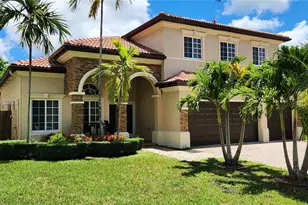 1035 NE 36th Ave, Homestead, FL 33033 - Photo 1