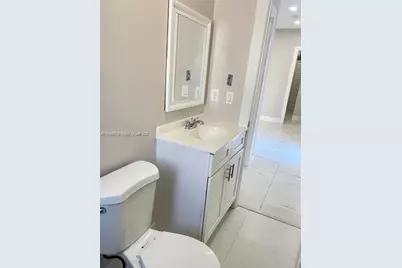 922 NW 2nd St #4, Miami, FL 33128 - Photo 30