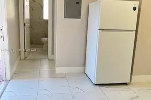 922 NW 2nd St, Miami, FL 33128 - Photo 32