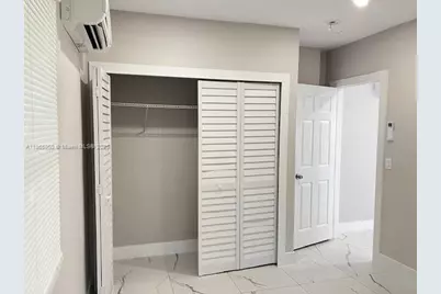 922 NW 2nd St #4, Miami, FL 33128 - Photo 18