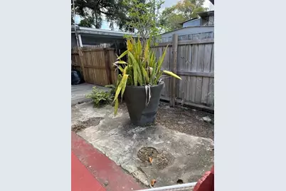 922 NW 2nd St #4, Miami, FL 33128 - Photo 14