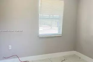 922 NW 2nd St, Miami, FL 33128 - Photo 22