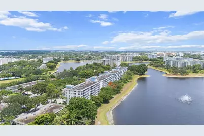 3150 N Course Ln #402, Pompano Beach, FL 33069 - Photo 24