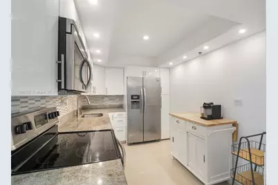 20355 NE 34th Ct #525, Aventura, FL 33180 - Photo 6