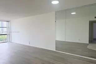 800 Parkview Dr, Hallandale Beach, FL 33009 - Photo 4