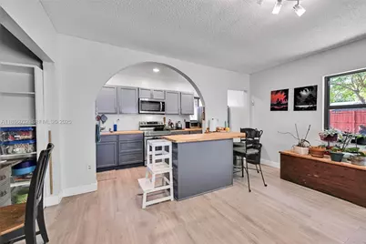 2630 McKinley St, Hollywood, FL 33020 - Photo 12