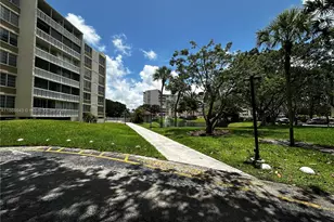 7051 Environ Blvd, Lauderhill, FL 33319 - Photo 32