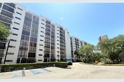 16909 N Bay Rd #116, Sunny Isles Beach, FL 33160 - Photo 1