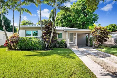 6320 NW 41st St, Virginia Gardens, FL 33166 - Photo 4