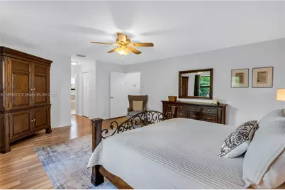 1411 NW 179th Ave, Pembroke Pines, FL 33029 - Photo 38