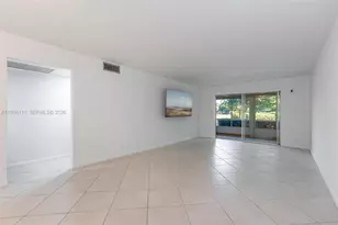 4701 Martinique Dr, Coconut Creek, FL 33066 - Photo 6