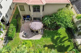 10325 Medicis Pl, Wellington, FL 33449 - Photo 34