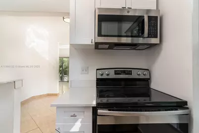 694 NE 76th St #2, Miami, FL 33138 - Photo 10