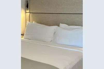 398 NE 5th St #4005, Miami, FL 33132 - Photo 12