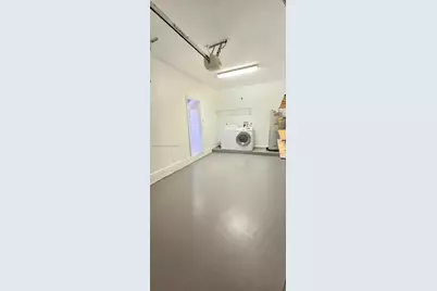 2014 Marsh Harbor Dr, Riviera Beach, FL 33404 - Photo 40