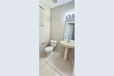 2014 Marsh Harbor Dr, Riviera Beach, FL 33404 - Photo 38