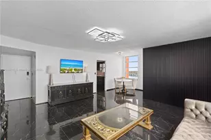 1351 NE Miami Gardens Dr, Miami, FL 33179 - Photo 2