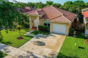 14014 N Cypress Cove Cir, Davie, FL 33325 - Photo 1