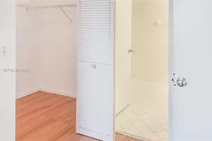 2731 Ocean Club Blvd, Hollywood, FL 33019 - Photo 10