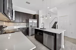 17606 SW 149th Pl, Miami, FL 33187 - Photo 12