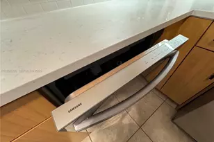 7501 E Treasure Dr, North Bay Village, FL 33141 - Photo 10