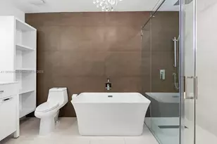 6951 S Miami Lakeway S, Miami Lakes, FL 33014 - Photo 14