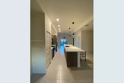 8175 NW 104th Ave #35, Doral, FL 33178 - Photo 10