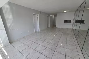 120 Royal Palm Rd, Hialeah Gardens, FL 33016 - Photo 12
