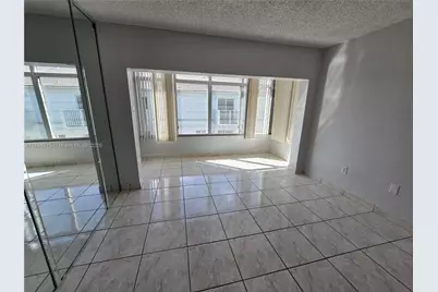 120 Royal Palm Rd #209, Hialeah Gardens, FL 33016 - Photo 10
