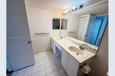 3300 NE 191st St #1801, Aventura, FL 33180 - Photo 6