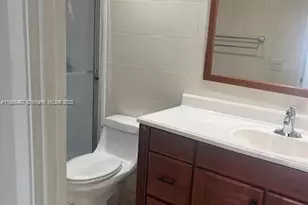 3200 N Palm Aire Dr, Pompano Beach, FL 33069 - Photo 16