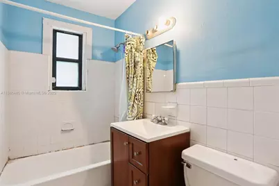 118 NW 44th St, Miami, FL 33127 - Photo 14