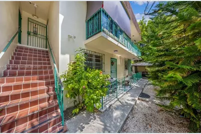 327 SW 13th Ave, Miami, FL 33135 - Photo 2