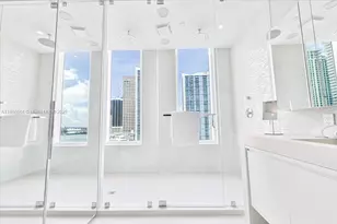 900 Brickell Key Blvd, Miami, FL 33131 - Photo 22