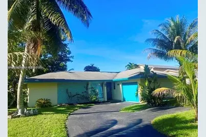 7551 SW 42nd Pl, Davie, FL 33314 - Photo 4