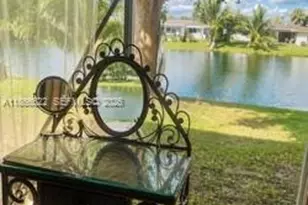 7551 SW 42nd Pl, Davie, FL 33314 - Photo 16