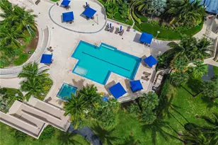 2 Grove Isle Dr, Miami, FL 33133 - Photo 16